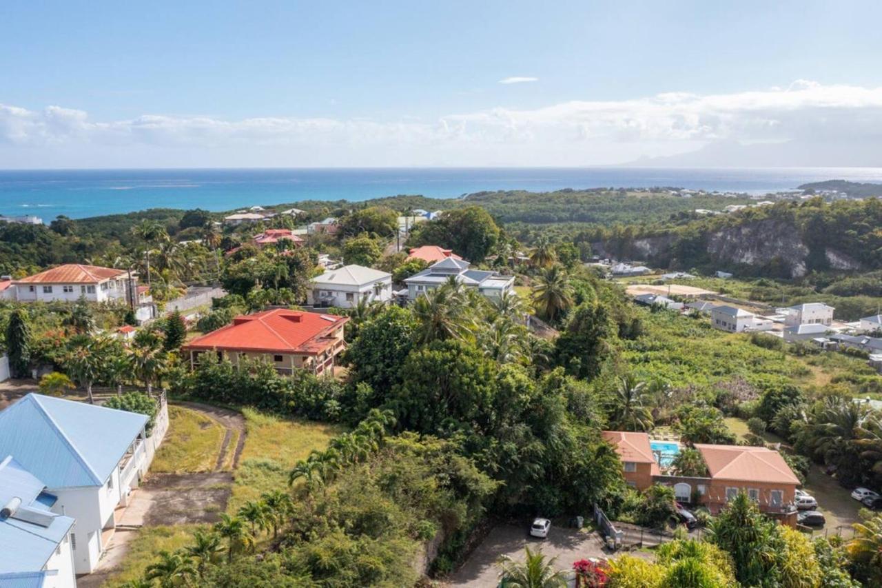 Bungalow Corossol Avec Jacuzzi Villa Le Gosier  Buitenkant foto